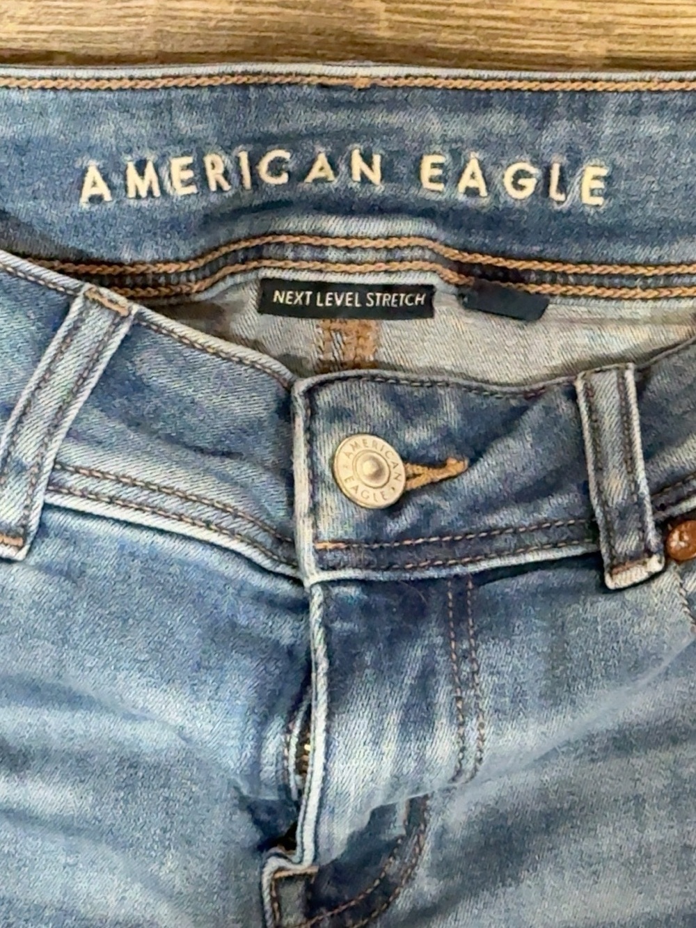 merican Eagle Kick Boot Jeans Women’s Size 4 Regular Next Level Stretch light W - Picture 6 of 9